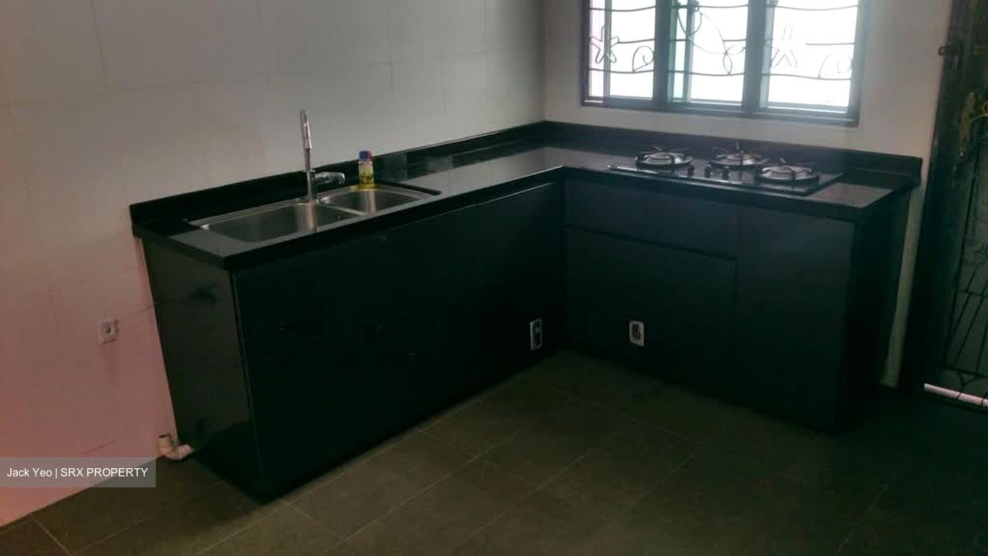Serangoon Garden Estate (D19), Terrace #579283531